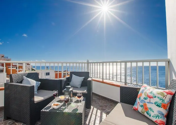 Family With Stunning Sea Views! Apartament *