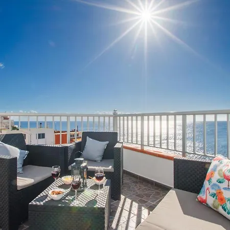 Family With Stunning Sea Views! Apartment *